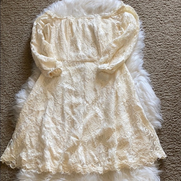 BB Dakota Dresses & Skirts - BB Dakota RSVP dress